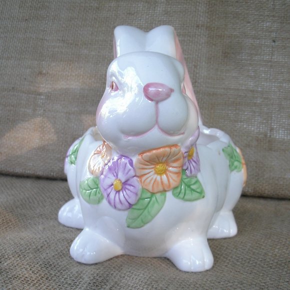 Vintage Ceramic Rabbit Basket Style Planter - Picture 3 of 16